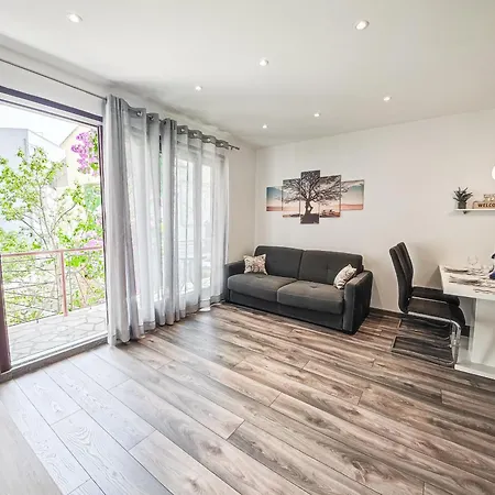 Biljana Apartamento *