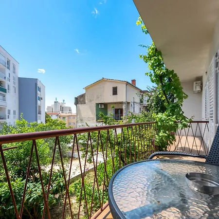 Biljana Apartment *